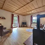 Weiherblasch Apartman *